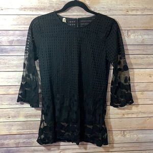 ⭐️ Miaoyige black lace tunic Size Large A3